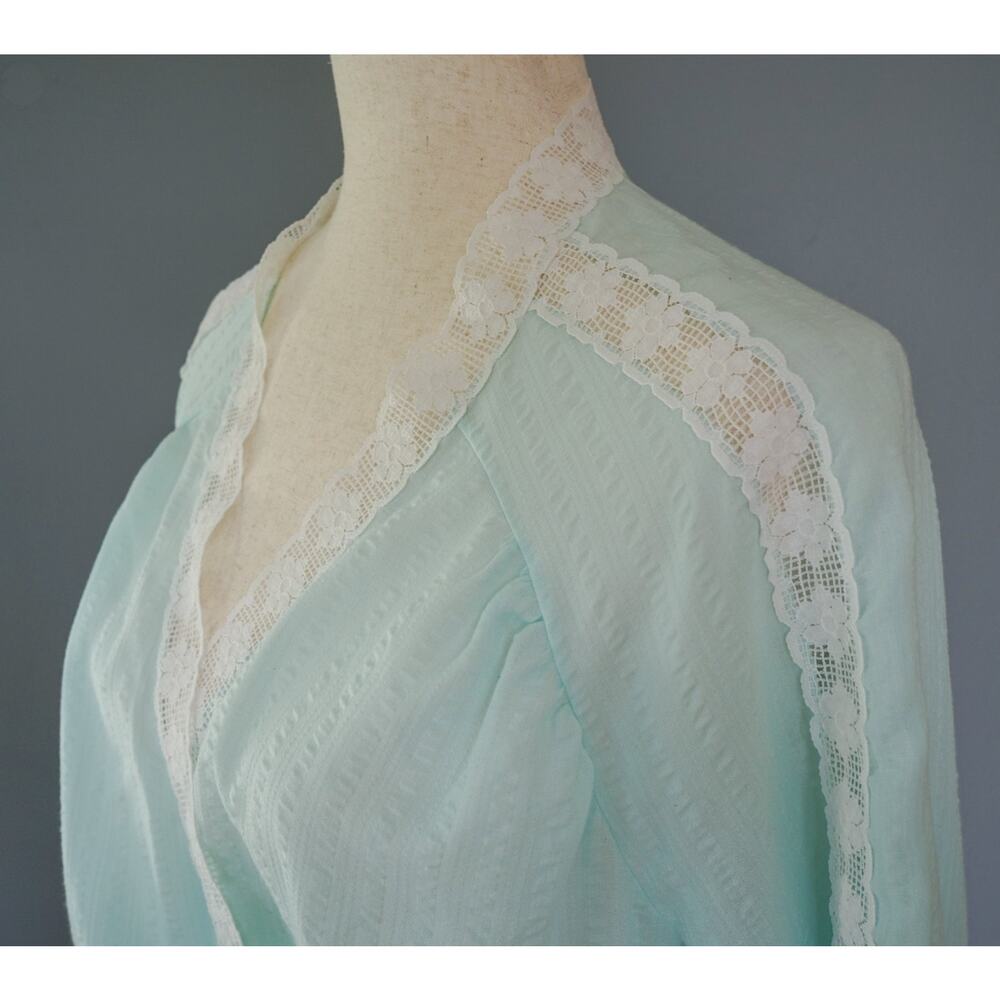 VTG Bonwit Teller Seersucker Lace Lingerie House Robe Nightgown Coquette Fairy - Picture 6 of 16